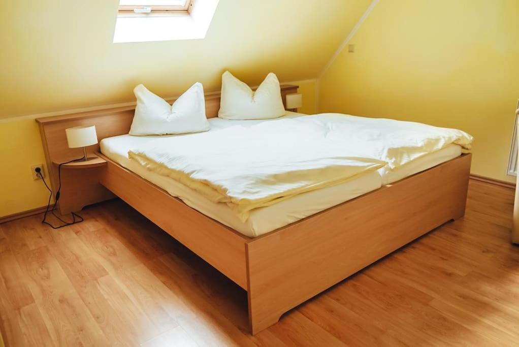 Ferienzimmer Direkt Am See Priepert Экстерьер фото